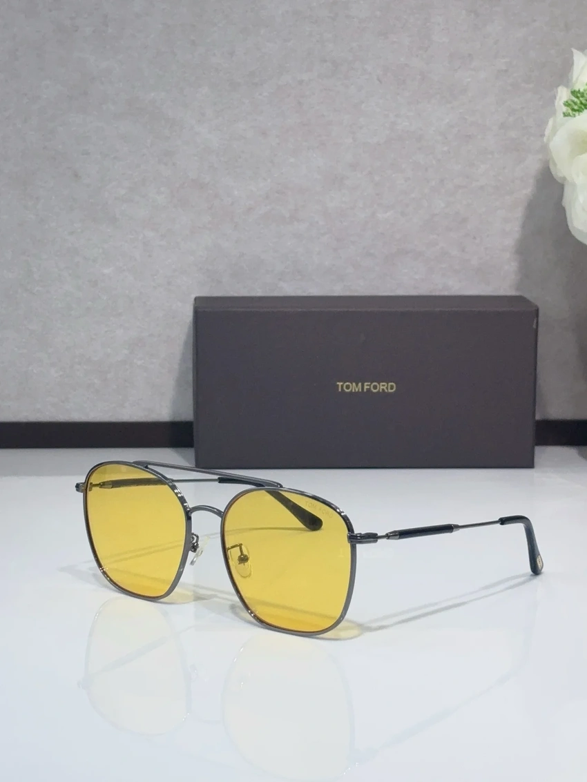 Tom Ford FT0905 Oversized Aviator Sunglasses – Wholesale Optical Frames Supplier