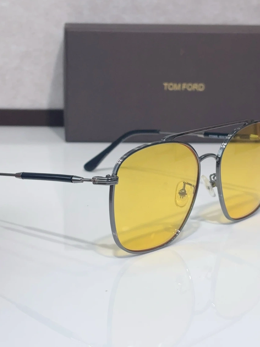 Tom Ford FT0905 Oversized Aviator Sunglasses – Wholesale Optical Frames Supplier