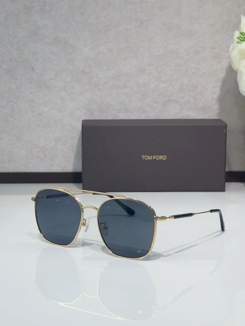 Tom Ford FT0905 Oversized Aviator Sunglasses – Wholesale Optical Frames Supplier