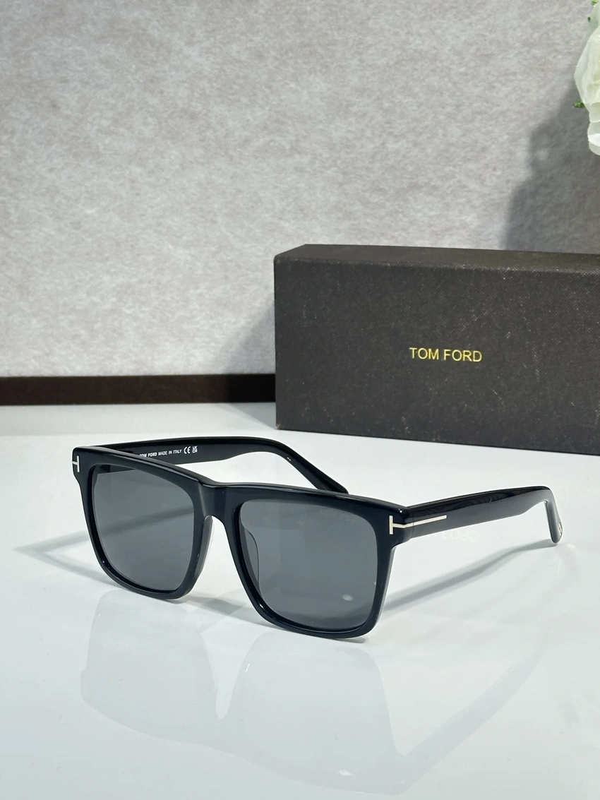 Premium Tom Ford FT0906 Penn Sunglasses – Wholesale Distributor