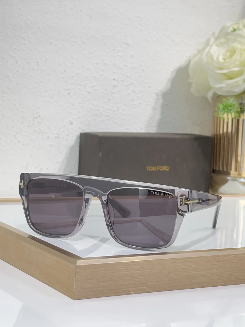 Tom Ford FT0907 Sunglasses Female for Wholesale | Optical Store Supplier