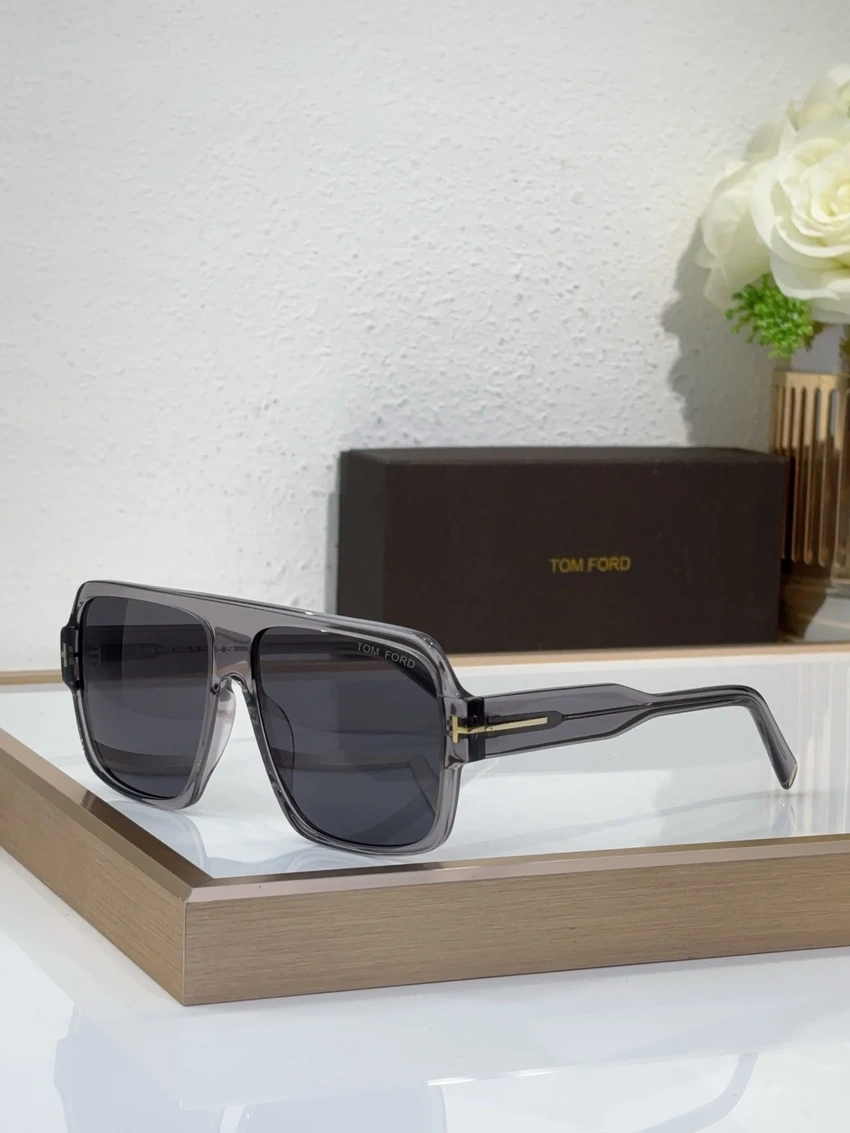 Wholesale Tom Ford FT0933 Clear Sunglasses | B2B Optical Distributor