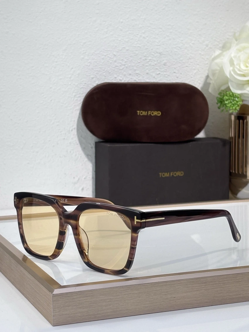 Wholesale Tom Ford FT0952 Dante Sunglasses | B2B Optical Distributor