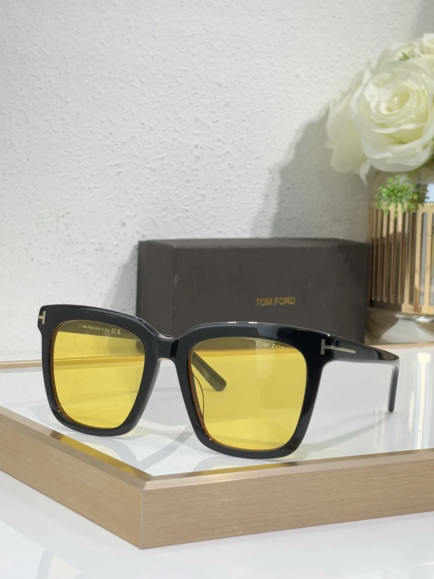 Wholesale Tom Ford FT0969 Whitney Sunglasses | B2B Optical Distributor