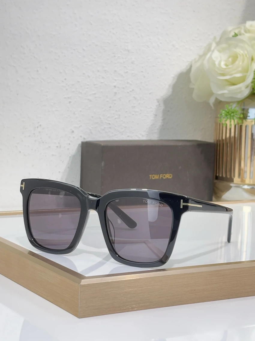 Wholesale Tom Ford FT0969 Whitney Sunglasses | B2B Optical Distributor