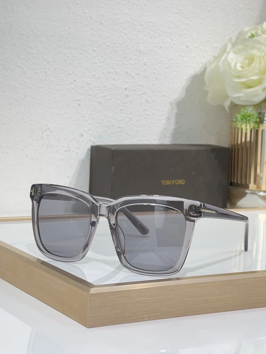 Wholesale Tom Ford FT0969 Whitney Sunglasses | B2B Optical Distributor