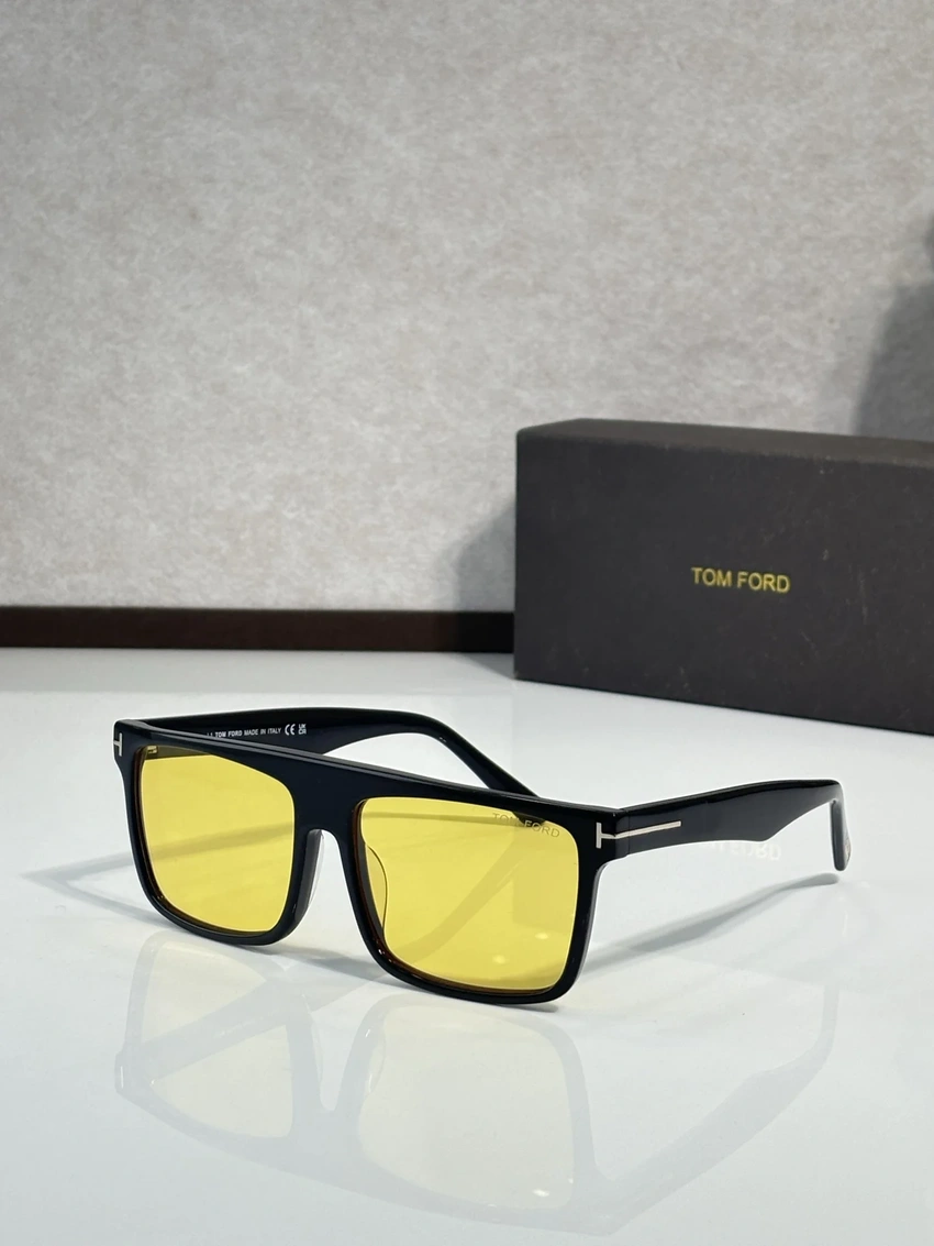 Wholesale Tom Ford FT0999 Bertrand Sunglasses | B2B Optical Distributor