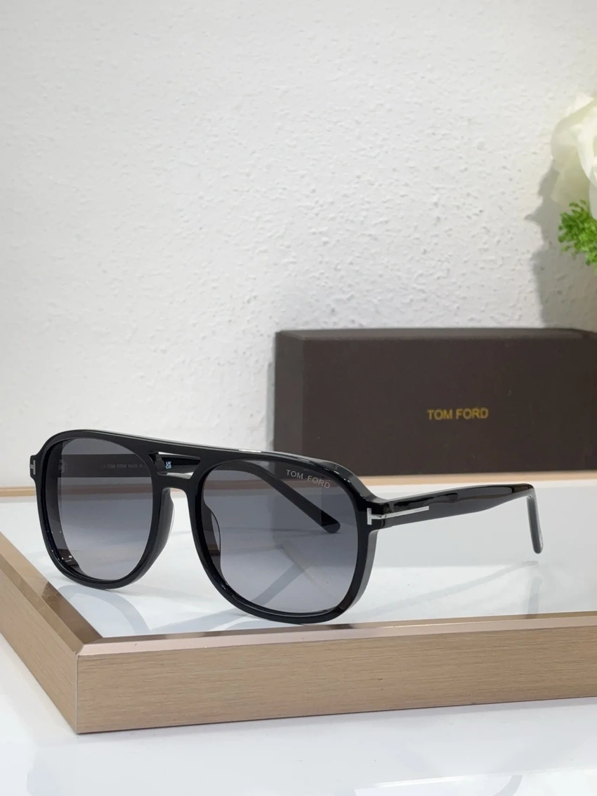 Premium Tom Ford FT1022 Bronson Aviator Sunglasses – Wholesale Distributor