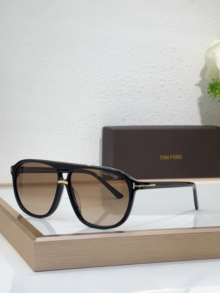 Wholesale Tom Ford FT1026 Cybil Sunglasses | B2B Optical Distributor