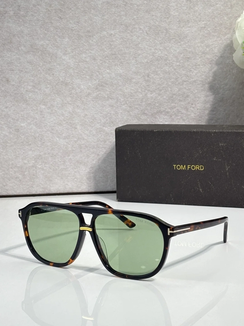 Tom Ford FT1026 Copy Sunglasses Wholesale | Optical Retail Supplier