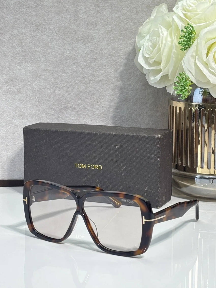 Tom Ford FT1037 Nastasya Sunglasses for Wholesale | Optical Store Supplier