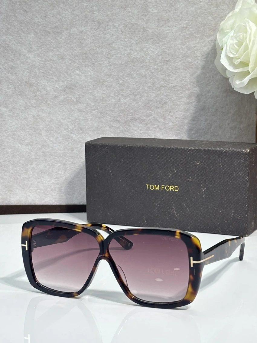 Tom Ford FT1037 Wallace Sunglasses – Wholesale Optical Frames Supplier