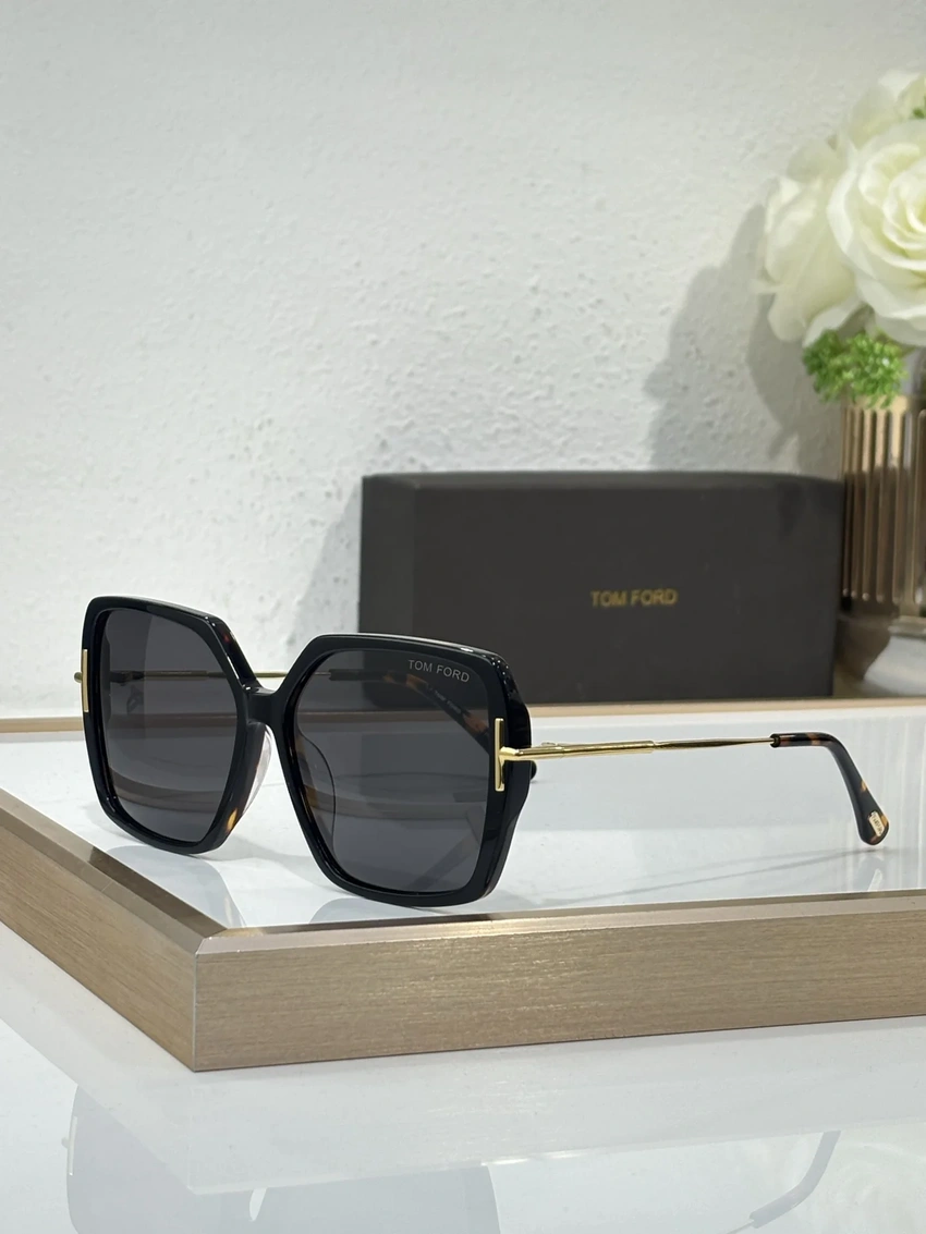 Wholesale Tom Ford FT1039 Nico Sunglasses | B2B Optical Distributor