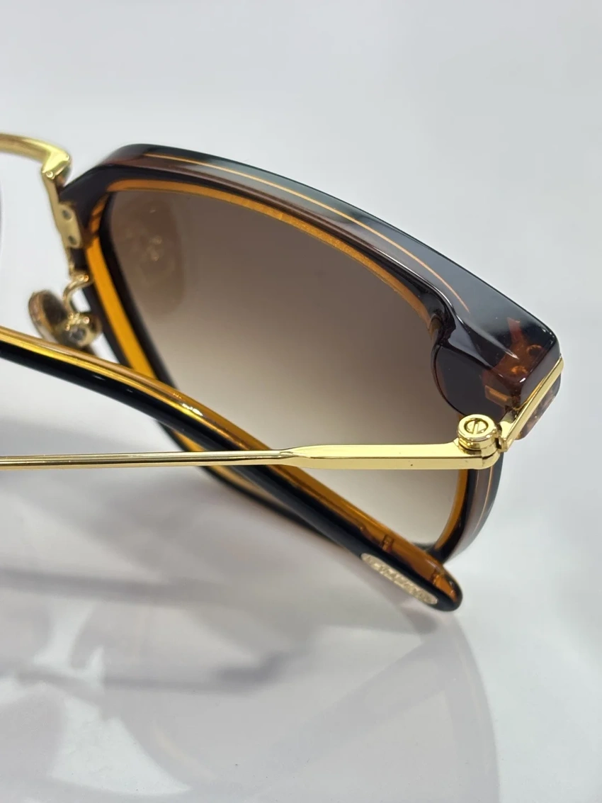 Tom Ford FT1042 Shades Mens Wholesale | Optical Retail Supplier