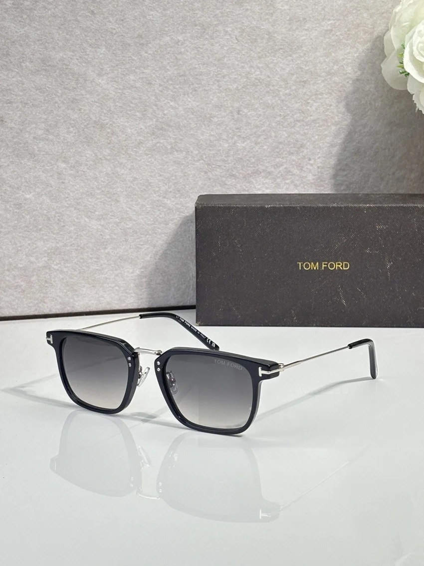 Wholesale Tom Ford FT1042 Geoffrey Sunglasses | B2B Optical Distributor