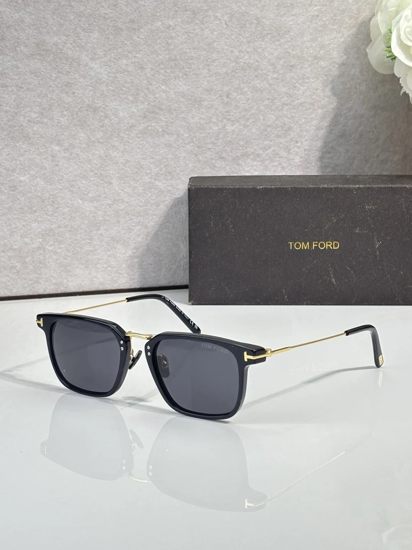 Wholesale Tom Ford FT1042 Geoffrey Sunglasses | B2B Optical Distributor