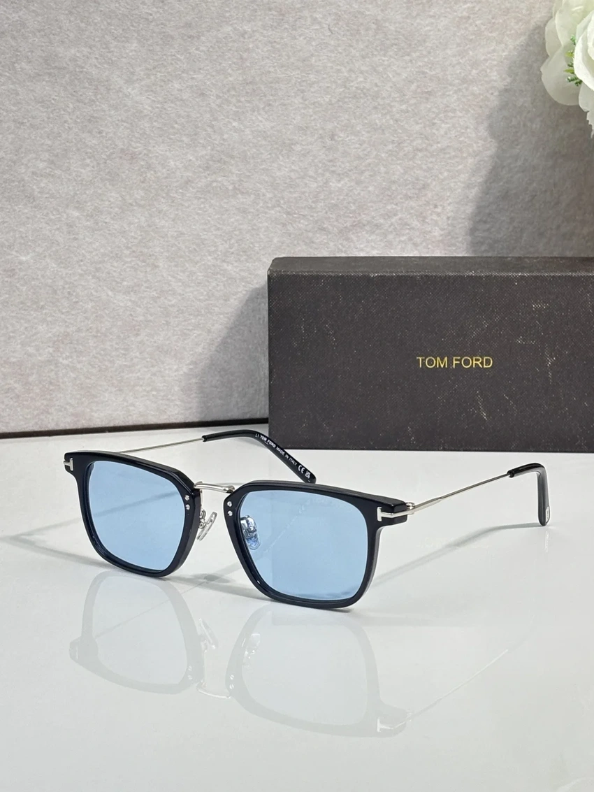 Tom Ford FT1042 Guillaume Sunglasses – Wholesale Optical Frames Supplier