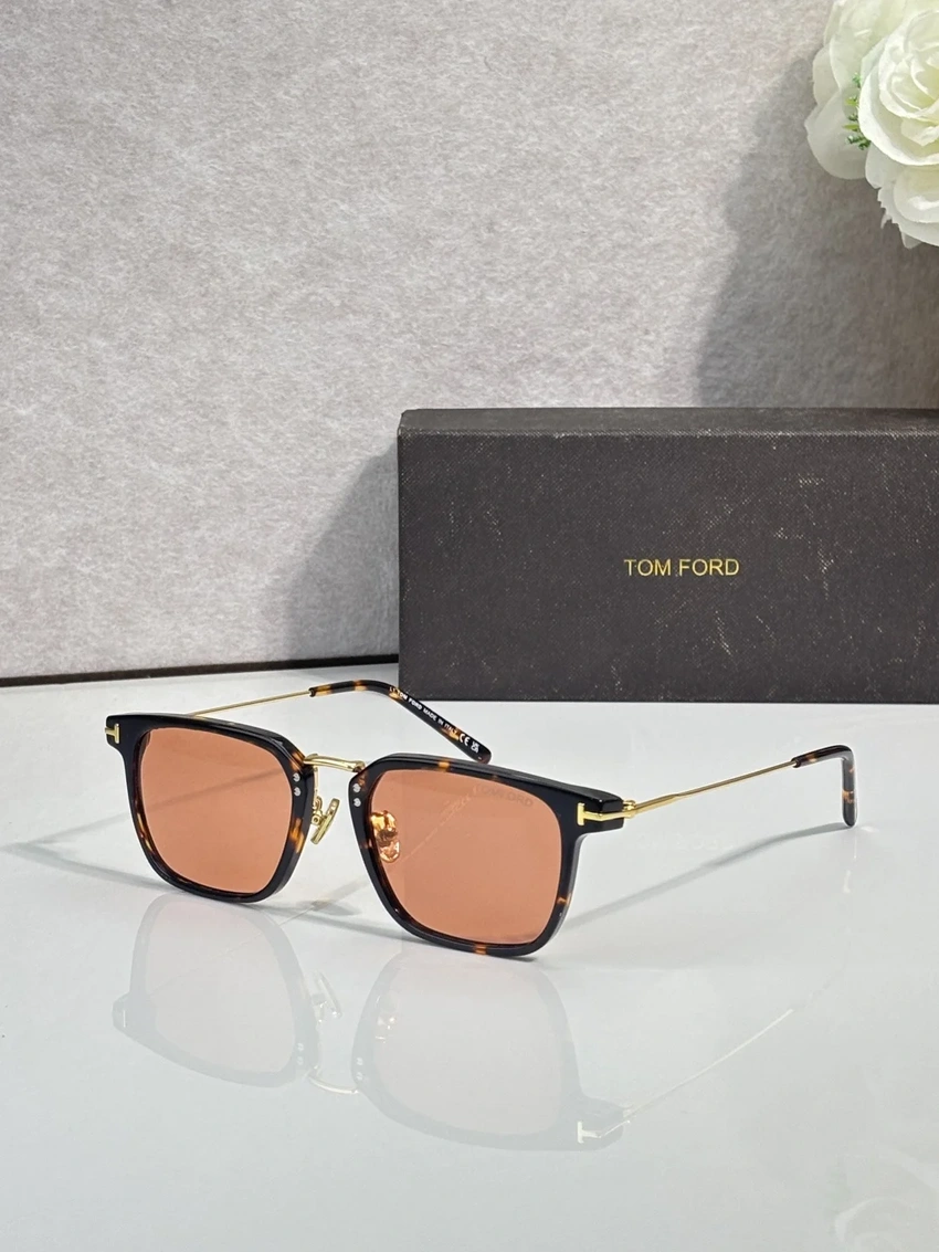 Wholesale Tom Ford FT1042 Geoffrey Sunglasses | B2B Optical Distributor
