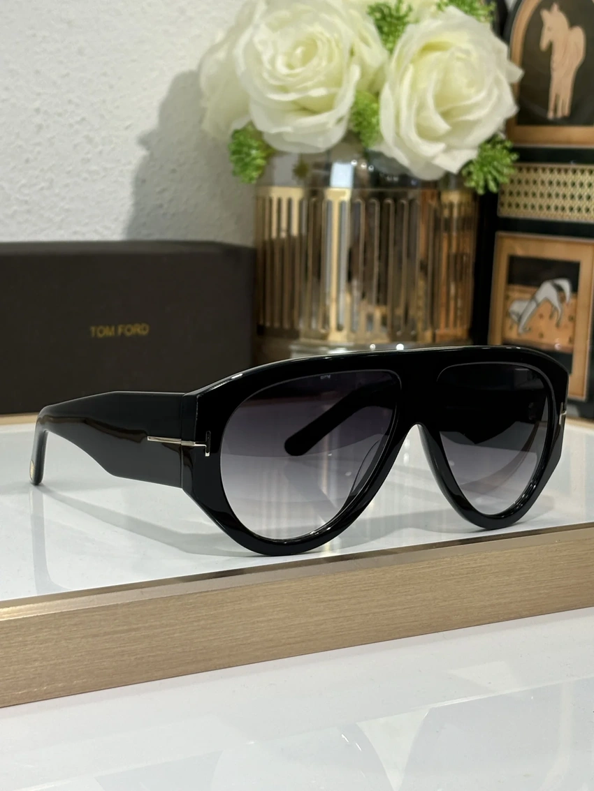Tom Ford FT1044 Poppy Sunglasses – Wholesale Optical Frames Supplier