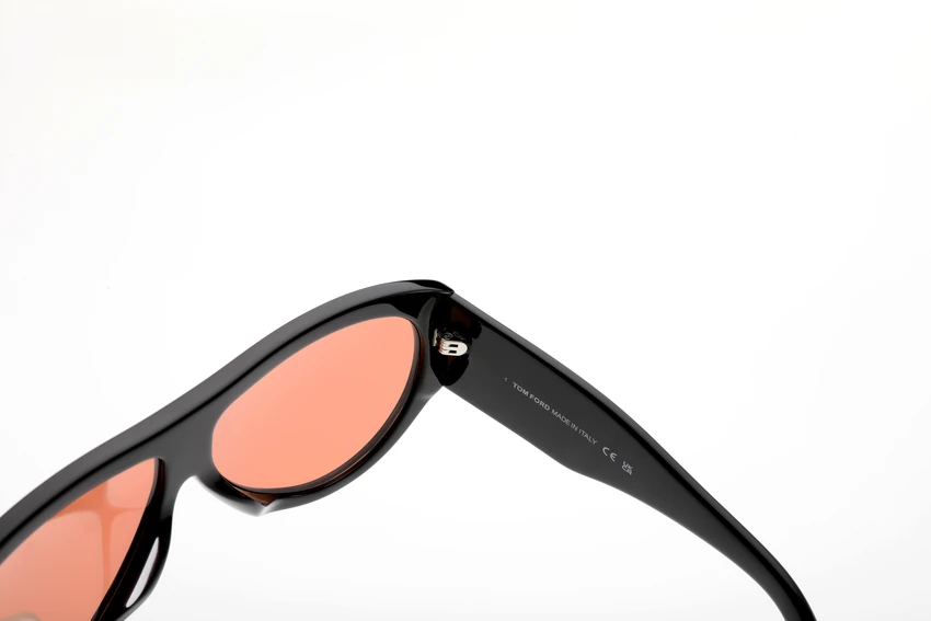 Tom Ford FT1044 Sunglasses Women for Wholesale | Optical Store Supplier