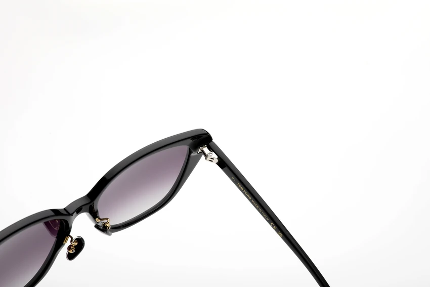 Premium Tom Ford FT1056-K Roscoe Sunglasses – Wholesale Distributor