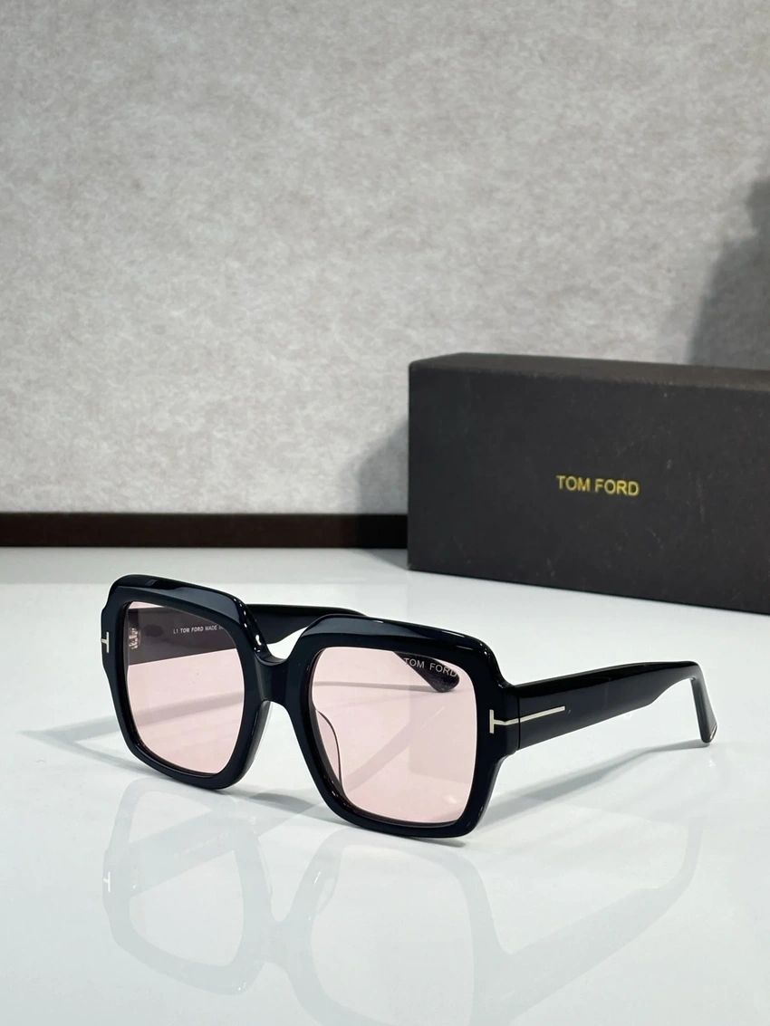 Wholesale Tom Ford FT1082 Juan Sunglasses | B2B Optical Distributor