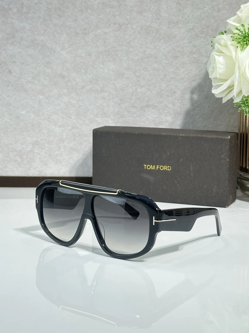 Tom Ford FT1093 Morgan Sunglasses – Wholesale Optical Frames Supplier