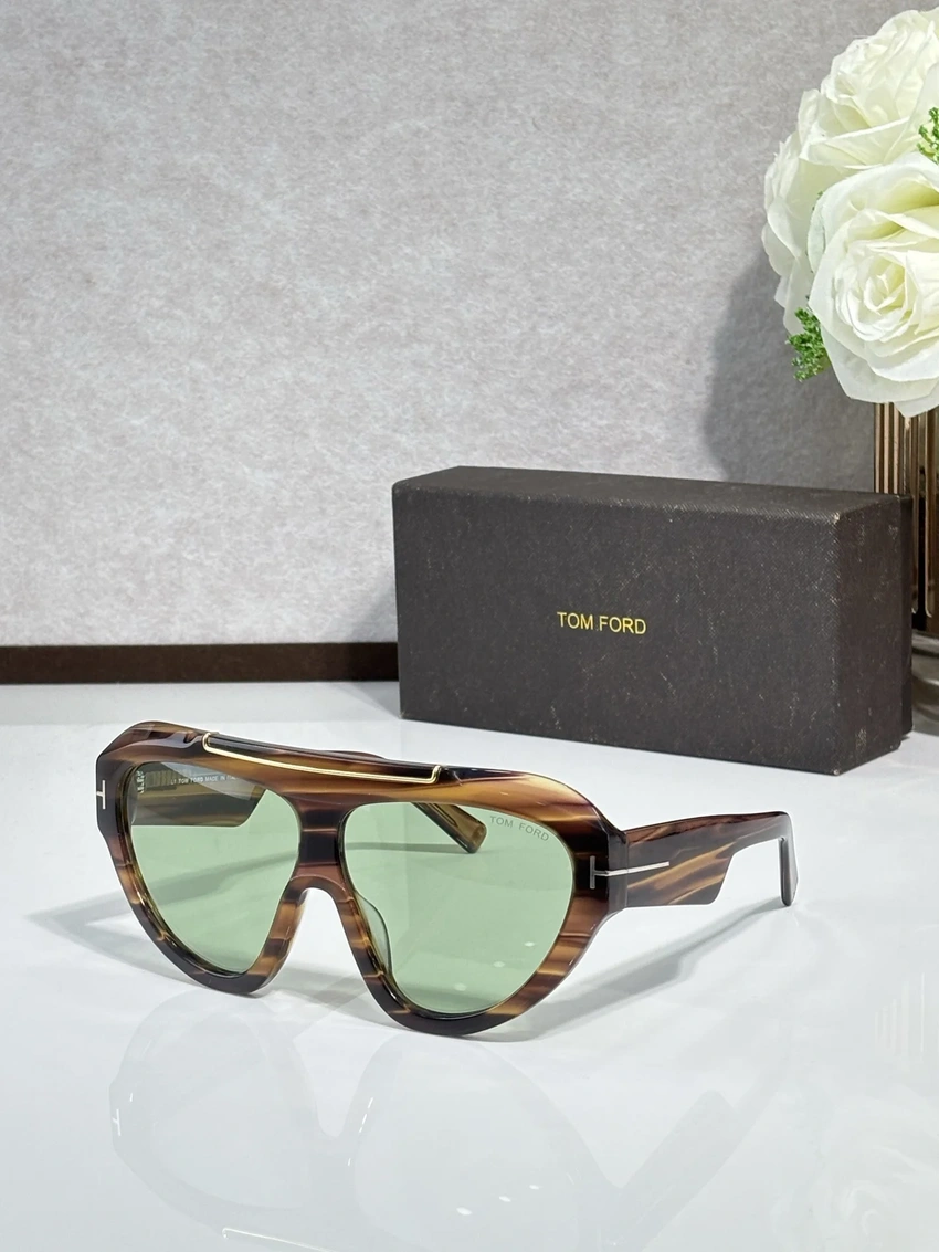 Tom Ford FT1094 Penelope Sunglasses – Wholesale Optical Frames Supplier