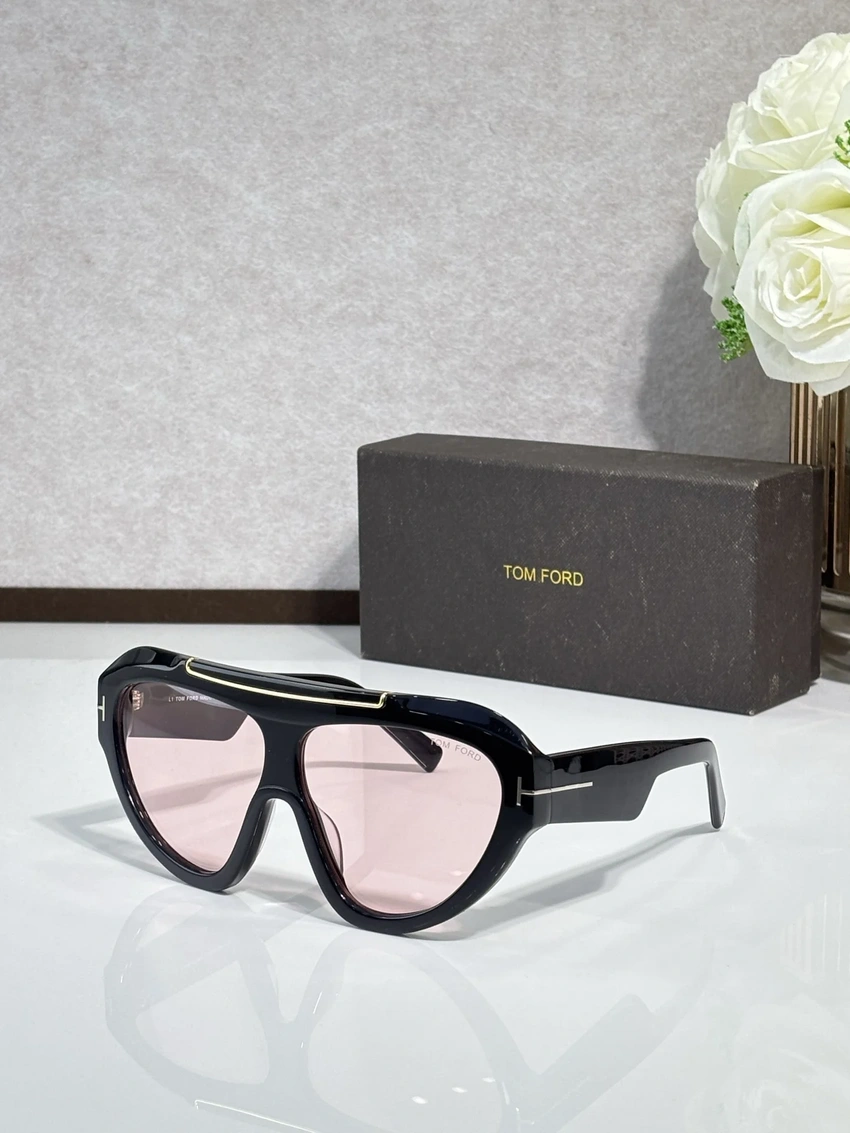 Tom Ford FT1094 Penelope Sunglasses – Wholesale Optical Frames Supplier