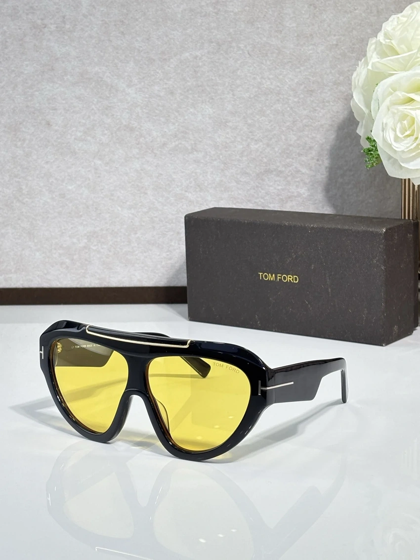 Tom Ford FT1094 Penelope Sunglasses – Wholesale Optical Frames Supplier