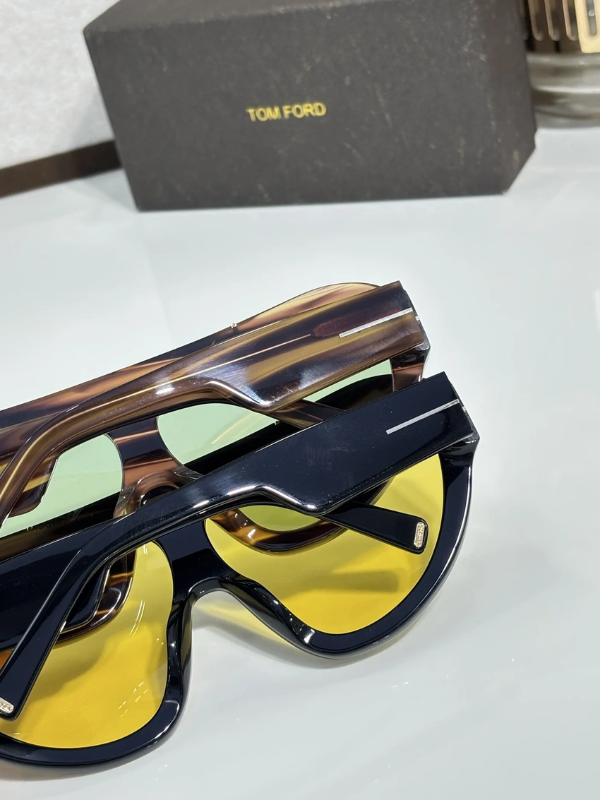 Tom Ford FT1094 Penelope Sunglasses – Wholesale Optical Frames Supplier