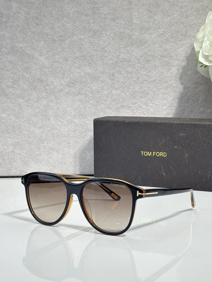 Buy Tom Ford FT1098 Sunglass Hut Wholesale | Optical Importer