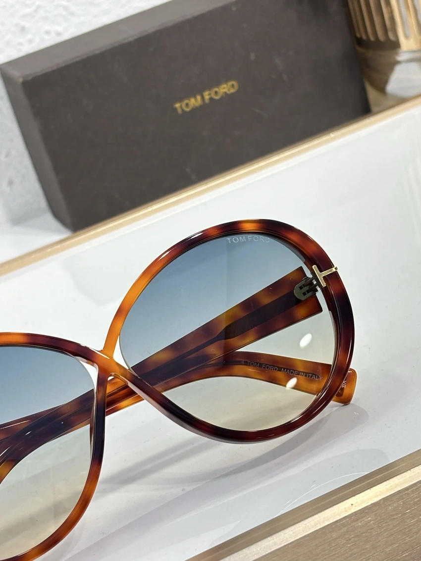 Buy Tom Ford FT1116 Aviator Sunglasses For Women Wholesale | Optical Importer