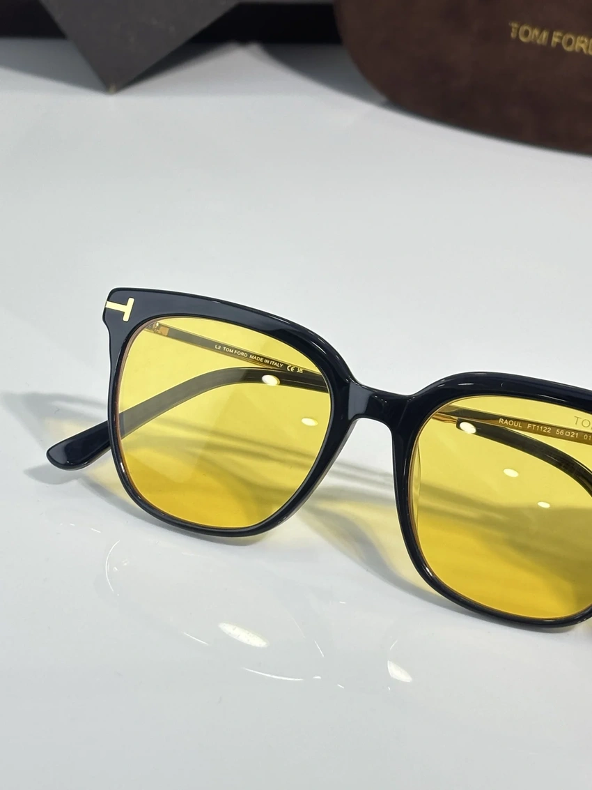 Wholesale Tom Ford FT1122 Aviator Sunglasses Men | B2B Optical Distributor