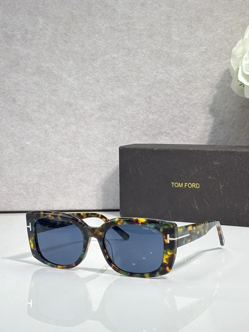 Buy Tom Ford FT1170 Oversized Sunglasses Wholesale | Optical Importer