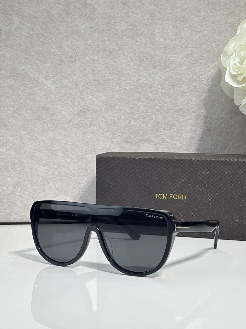 Tom Ford FT1182 Yellow Lens Sunglasses – Wholesale Optical Frames Supplier