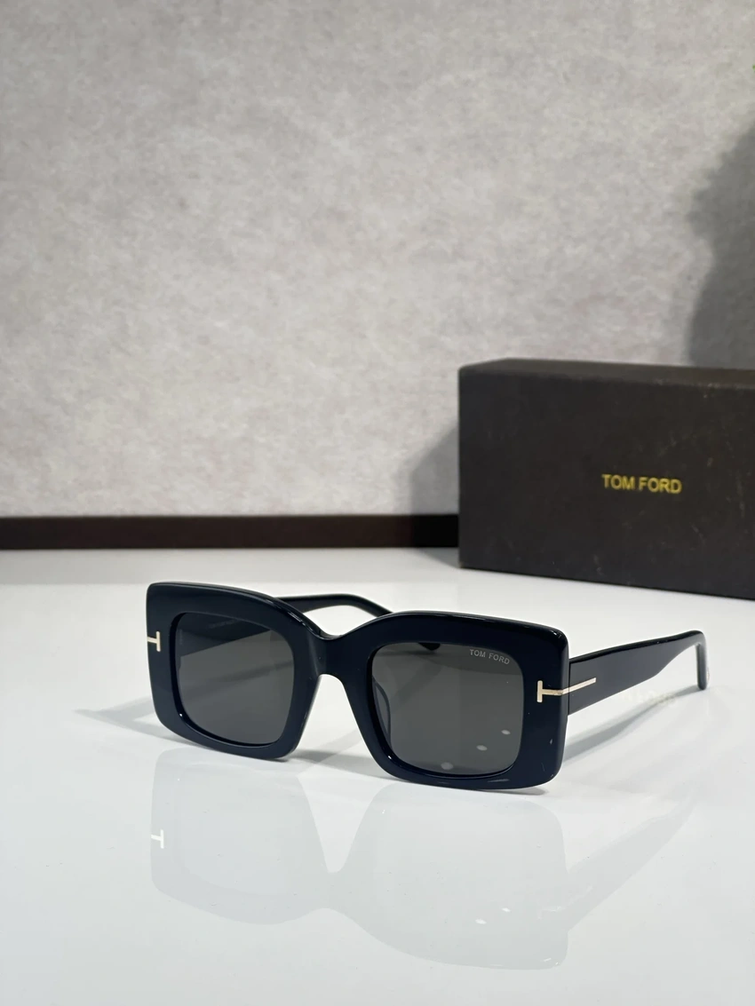 Tom Ford FT1188 Cecil Sunglasses for Wholesale | Optical Store Supplier