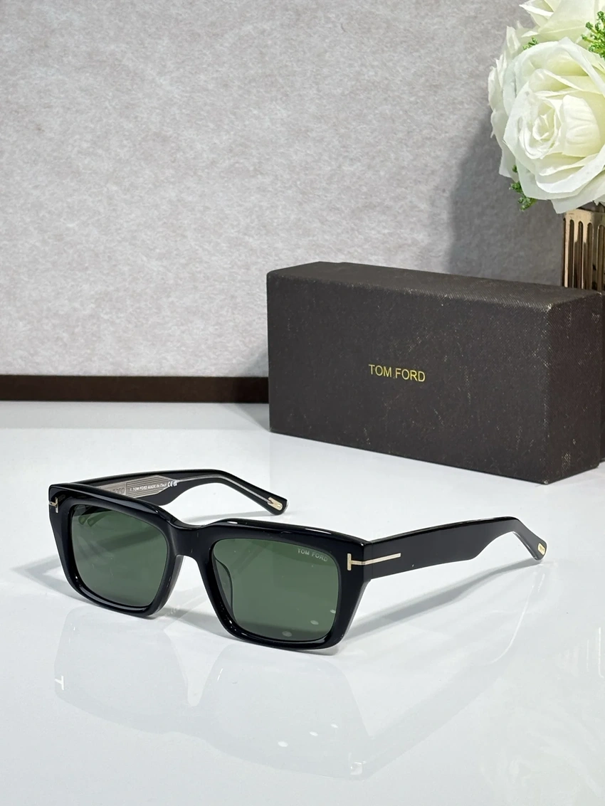 Buy Tom Ford FT1199 Gold Aviator Sunglasses Wholesale | Optical Importer