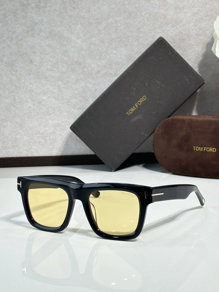 Tom Ford FT1200 Bronson Aviator Sunglasses – Wholesale Optical Frames Supplier