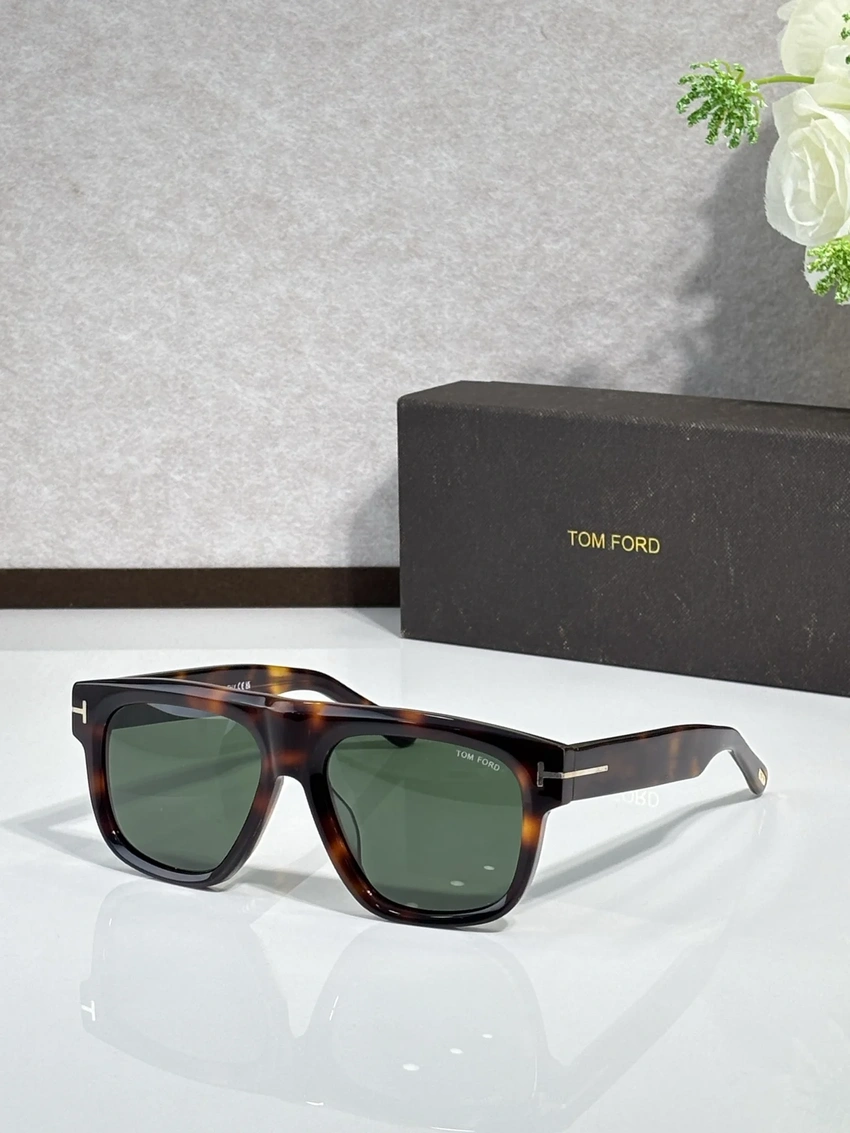 Wholesale Tom Ford FT1201 Philippe Sunglasses | B2B Optical Distributor
