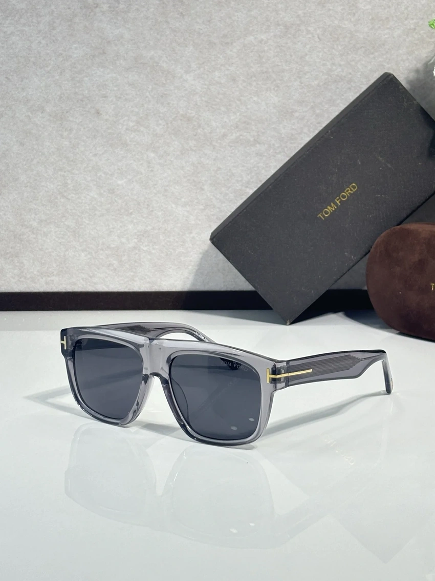 Wholesale Tom Ford FT1201 Philippe Sunglasses | B2B Optical Distributor