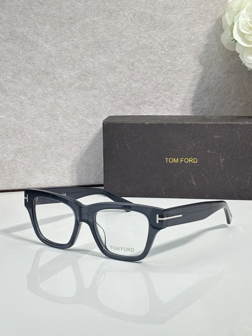 Tom Ford FT1208 Bronson Sunglasses Wholesale | Optical Retail Supplier