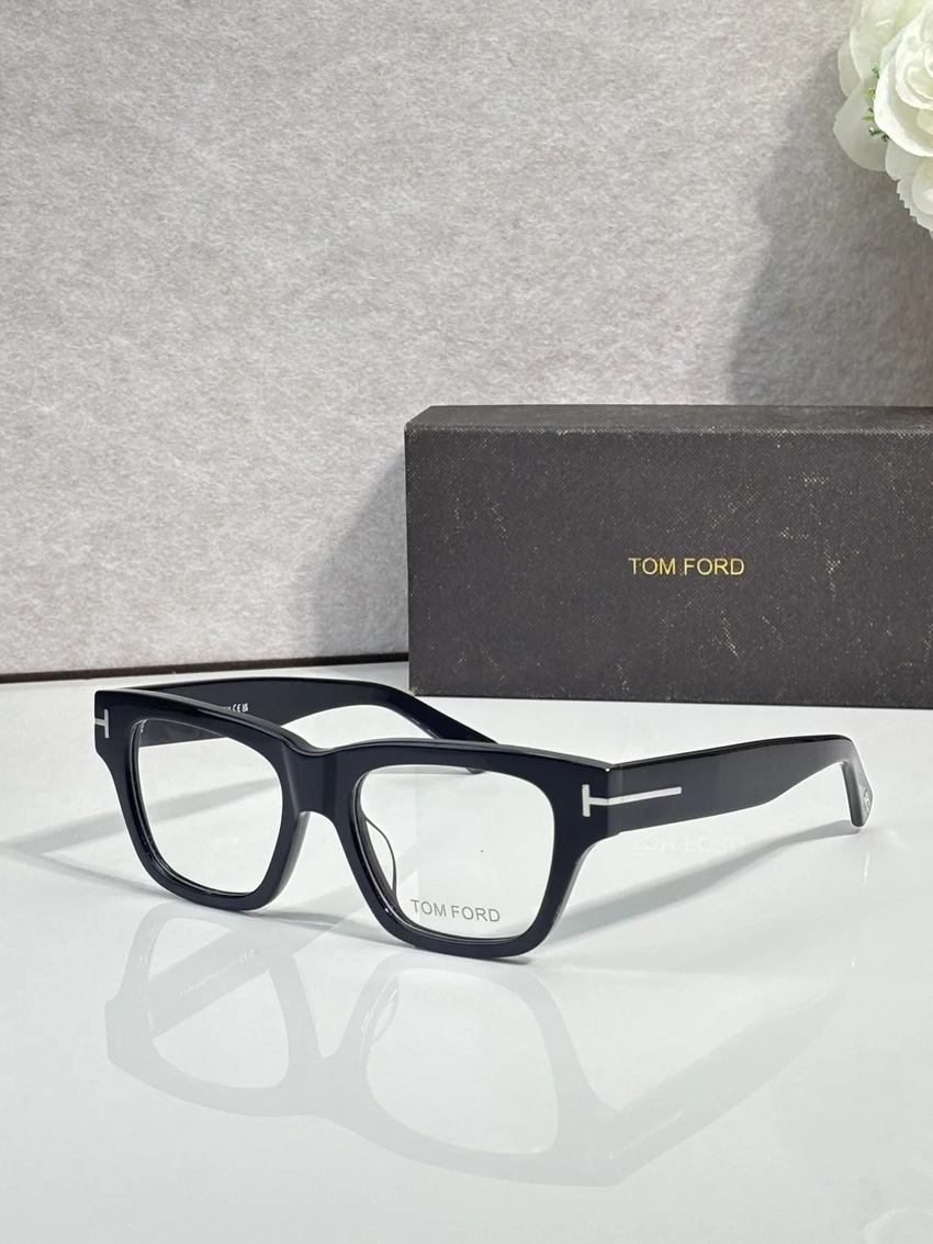 Tom Ford FT1208 Turner Sunglasses – Wholesale Optical Frames Supplier