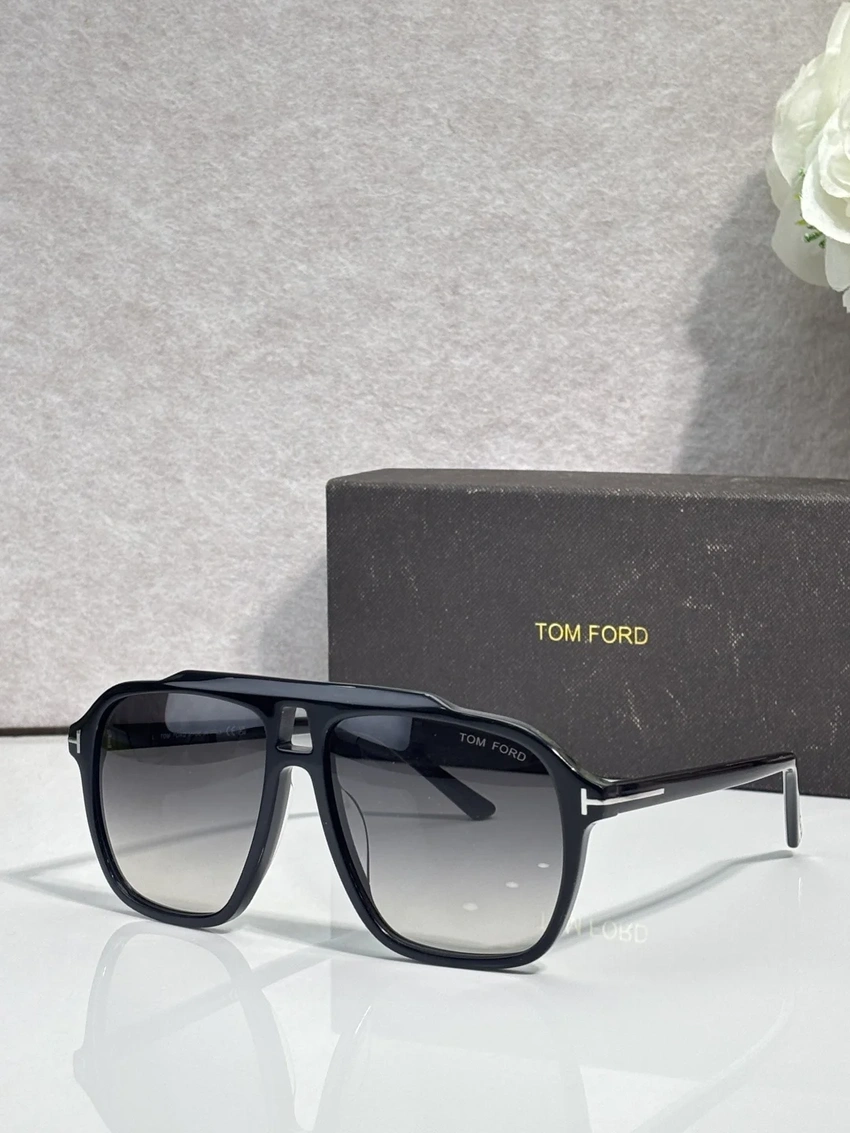 Premium Tom Ford FT1209 Renee Sunglasses – Wholesale Distributor