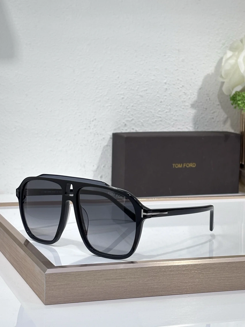 Tom Ford FT1209 58mm Pilot Sunglasses Wholesale | Optical Retail Supplier