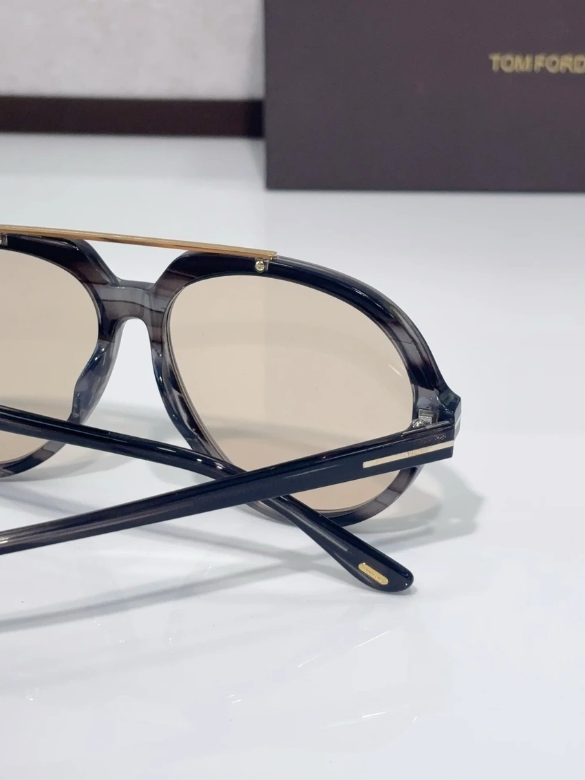 Premium Tom Ford FT1210 Serena Sunglasses – Wholesale Distributor