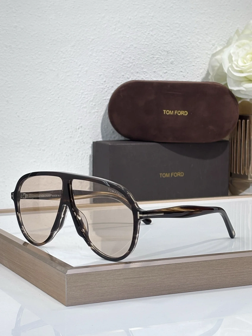 Wholesale Tom Ford FT1211 Xavier Sunglasses | B2B Optical Distributor