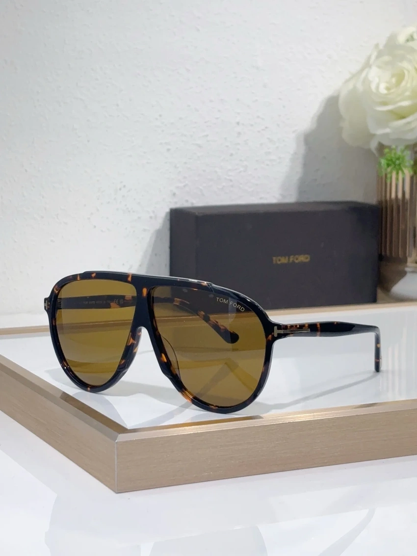Wholesale Tom Ford FT1211 Xavier Sunglasses | B2B Optical Distributor