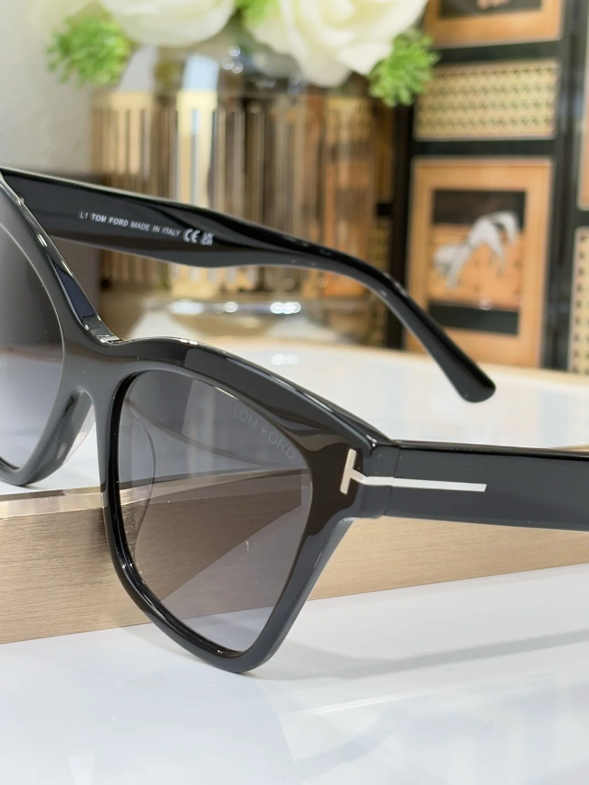 Wholesale Tom Ford FT1217 Black Sunglasses | B2B Optical Distributor