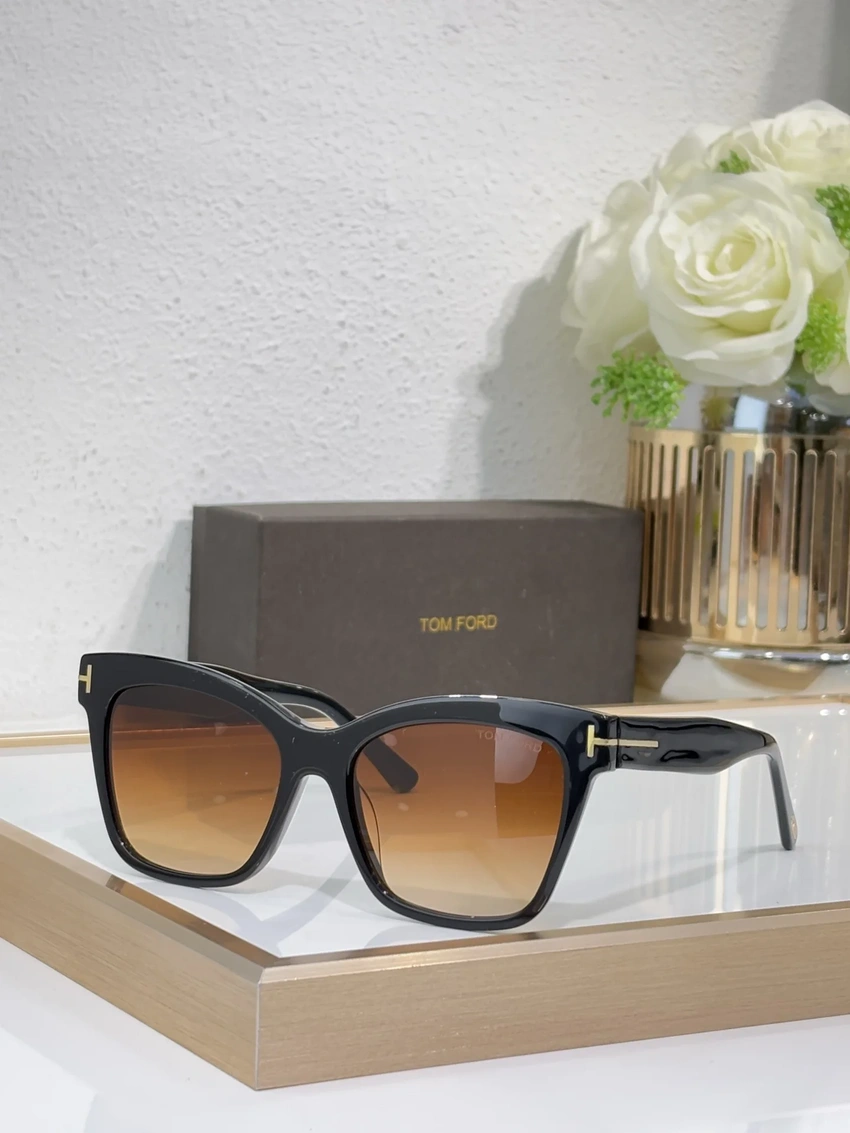 Wholesale Tom Ford FT1217 Black Sunglasses | B2B Optical Distributor